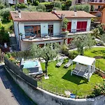 Maison Sabina Con Splendida Vista Ed Idromassaggio Brenzone sul Garda
