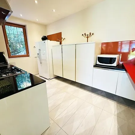 Maison Sabina Con Splendida Vista Ed Idromassaggio Villa Sommavilla