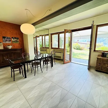 Maison Sabina Con Splendida Vista Ed Idromassaggio Sommavilla